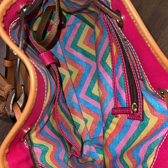 Dooney & Bourke Claremont Pebble Leather Drawstring Bucket Bag Gray Tan Tassel - Picture 6 of 9